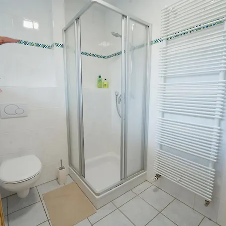 アパート Moderne 